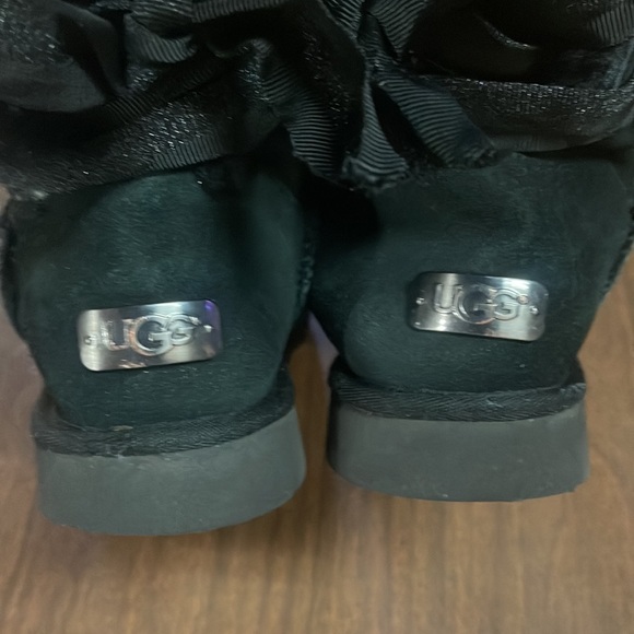 Ugg boots - Picture 2 of 5